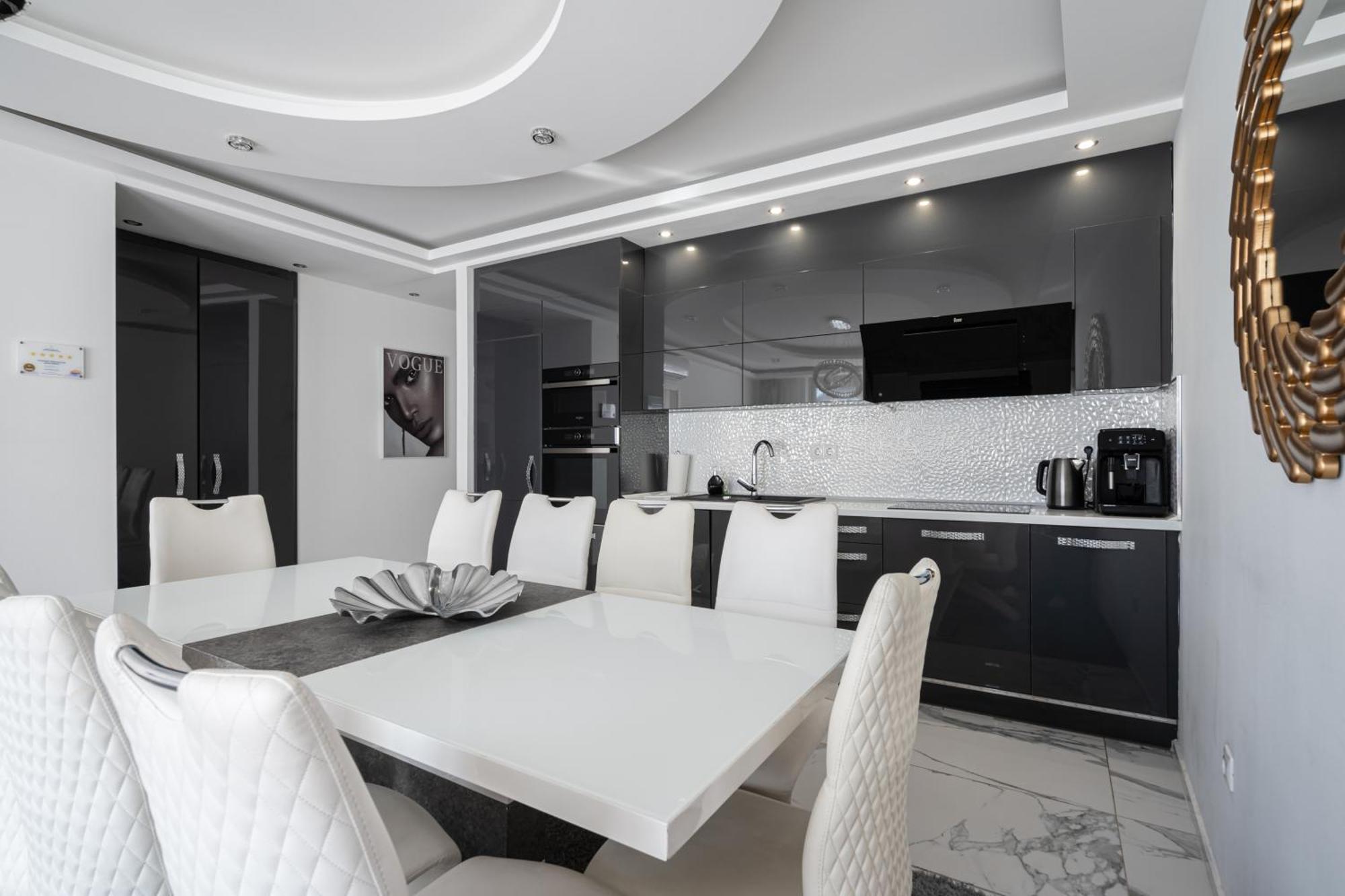 Kiraly 44 Luxury Apartment With Free Parking بودابست المظهر الخارجي الصورة