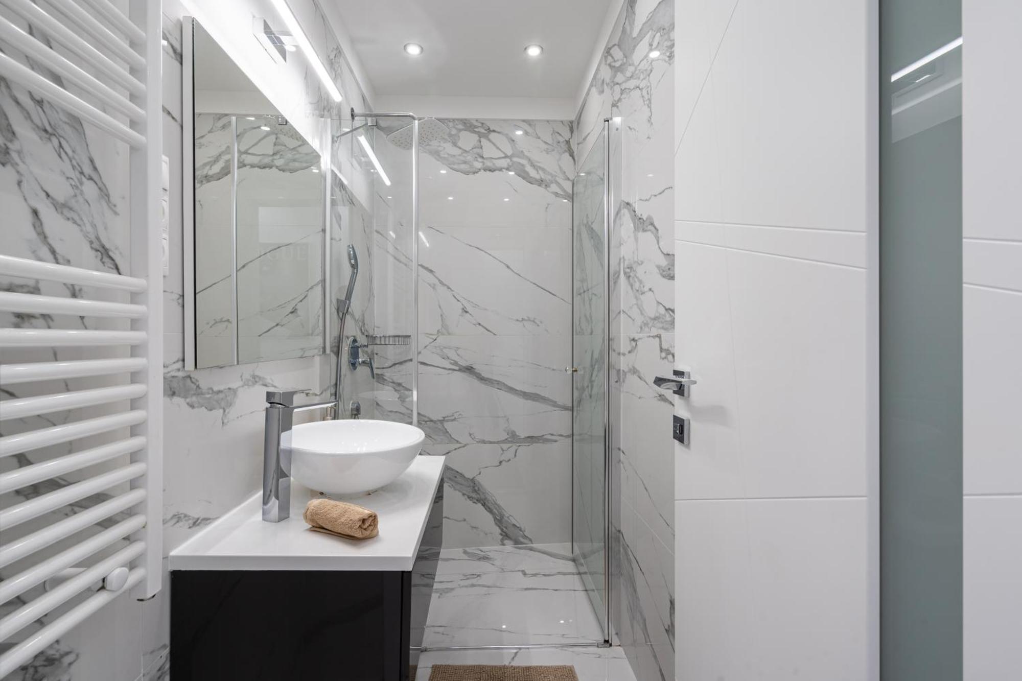 Kiraly 44 Luxury Apartment With Free Parking بودابست المظهر الخارجي الصورة