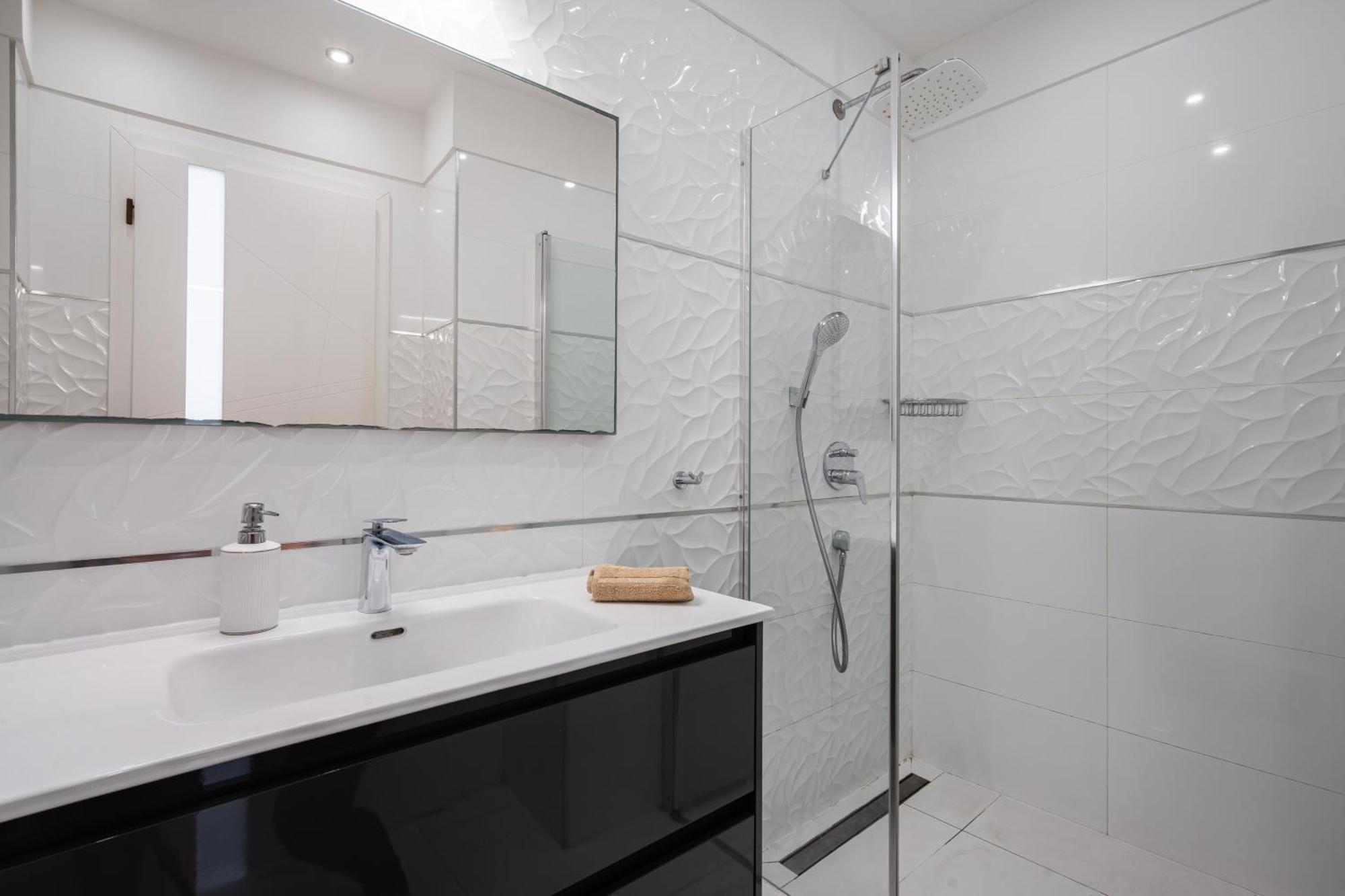 Kiraly 44 Luxury Apartment With Free Parking بودابست المظهر الخارجي الصورة