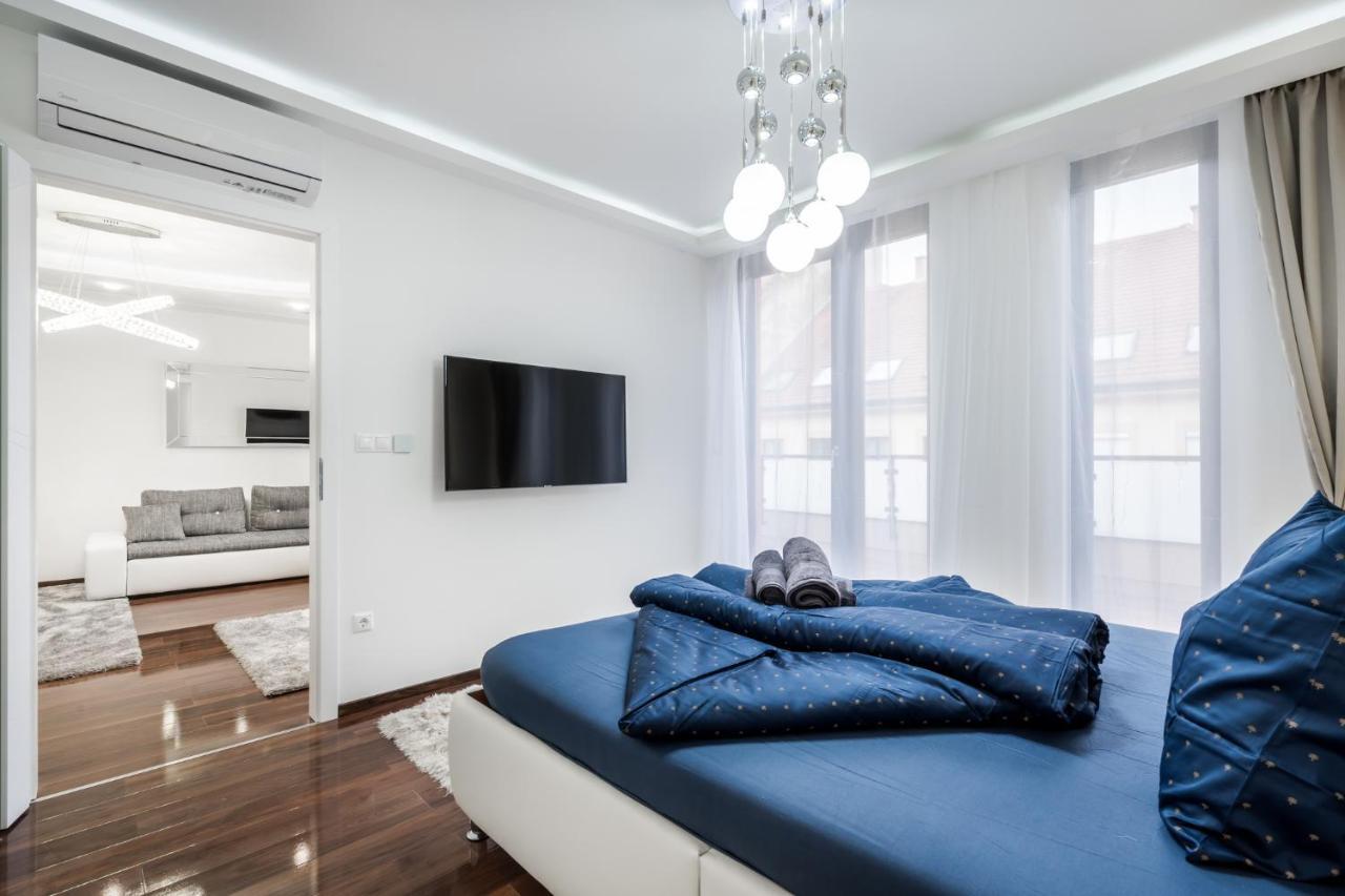 Kiraly 44 Luxury Apartment With Free Parking بودابست المظهر الخارجي الصورة